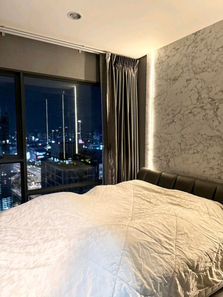 For sale or rent: Rhythm Asoke, 36th floor, nice room, fully furnished, reserve now!