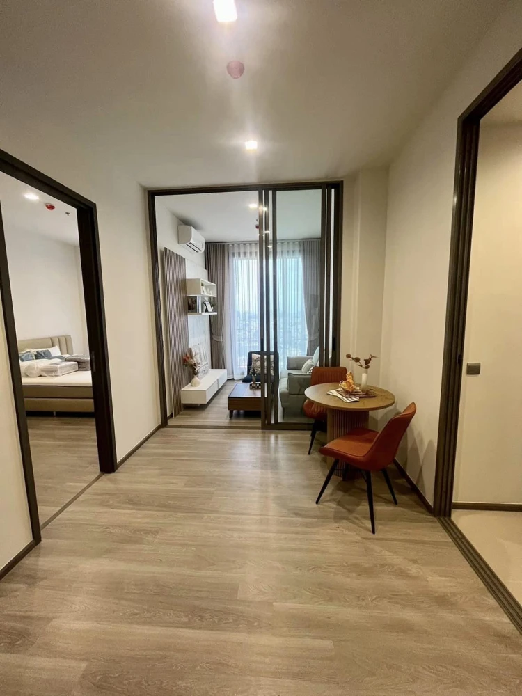 For sale, for rent, Rhythm Charoenkrung Pavillion, ready to move in, complete here, just come with yourself and move in.