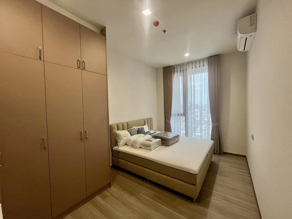 For sale, for rent, Rhythm Charoenkrung Pavillion, ready to move in, complete here, just come with yourself and move in.