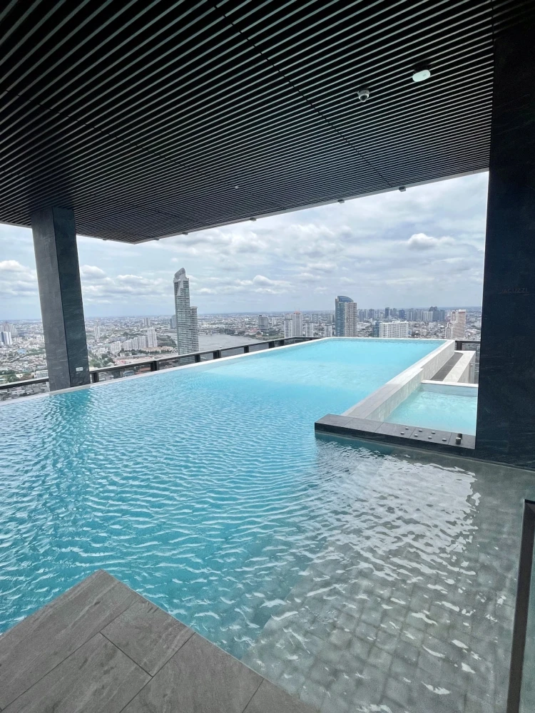 For sale, for rent, Rhythm Charoenkrung Pavillion, ready to move in, complete here, just come with yourself and move in.