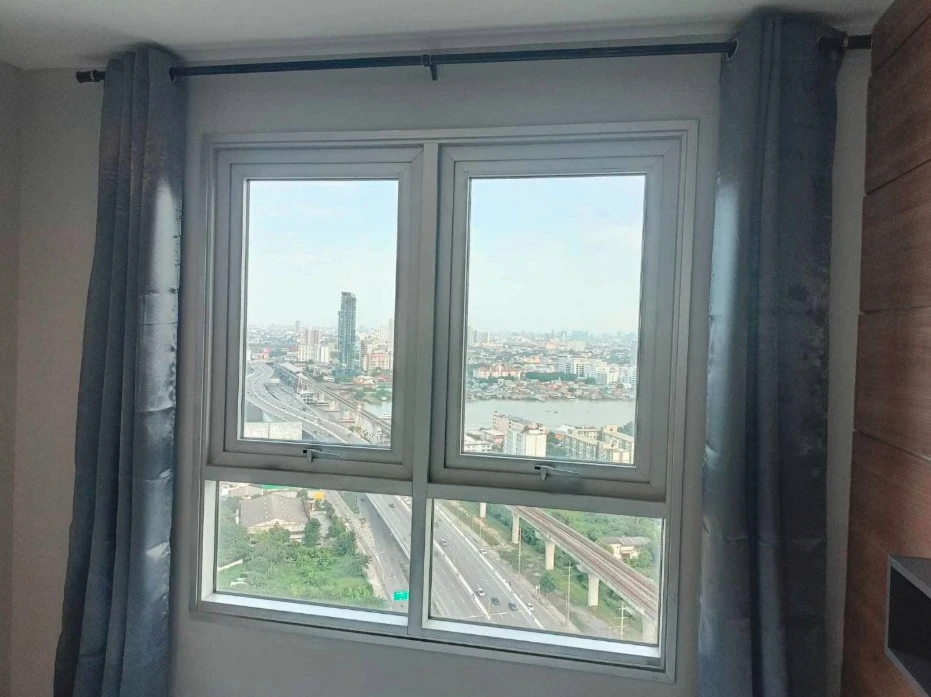 For sale, for rent Rich park @ Chaophraya, 32nd floor, very high, beautiful view, can see the Chao Phraya River, don't miss it.