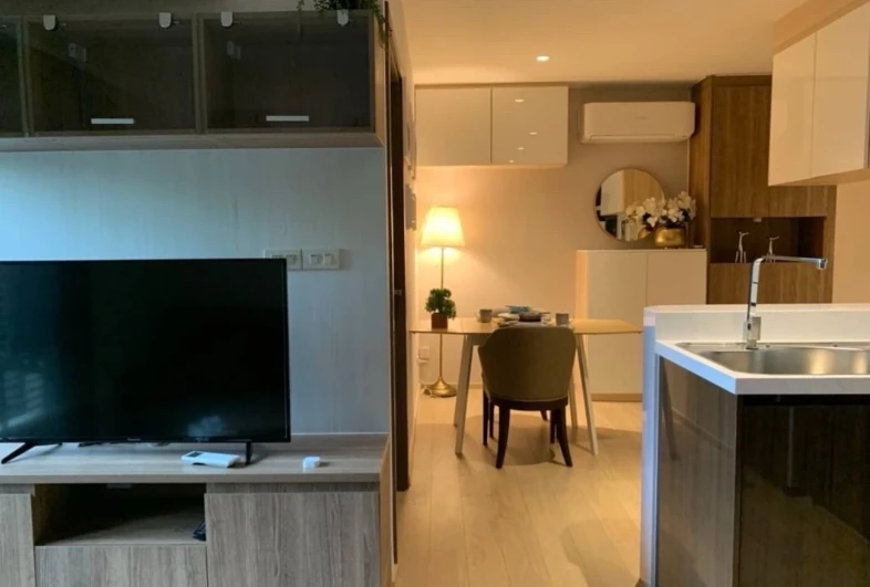 ขาย ให้เช่า Runesu Thonglor 5 ห้องกว้าง แต่งครบ อยู่สบาย สนใจจองเลย ด่วนๆ