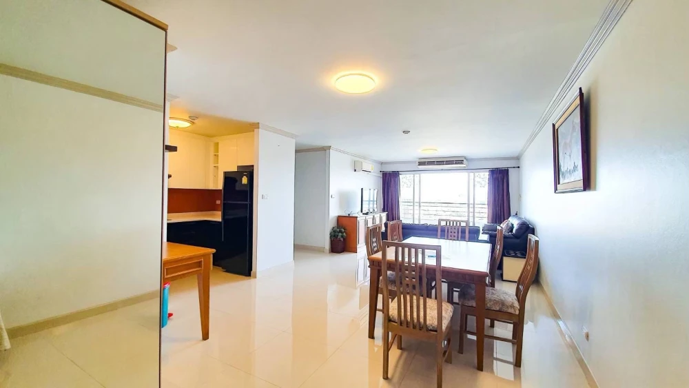 For sale or rent: Sarin Place, a spacious 103 sq.m. condo with panoramic views from the 26th floor. "Feels like home" while enjoying convenient access