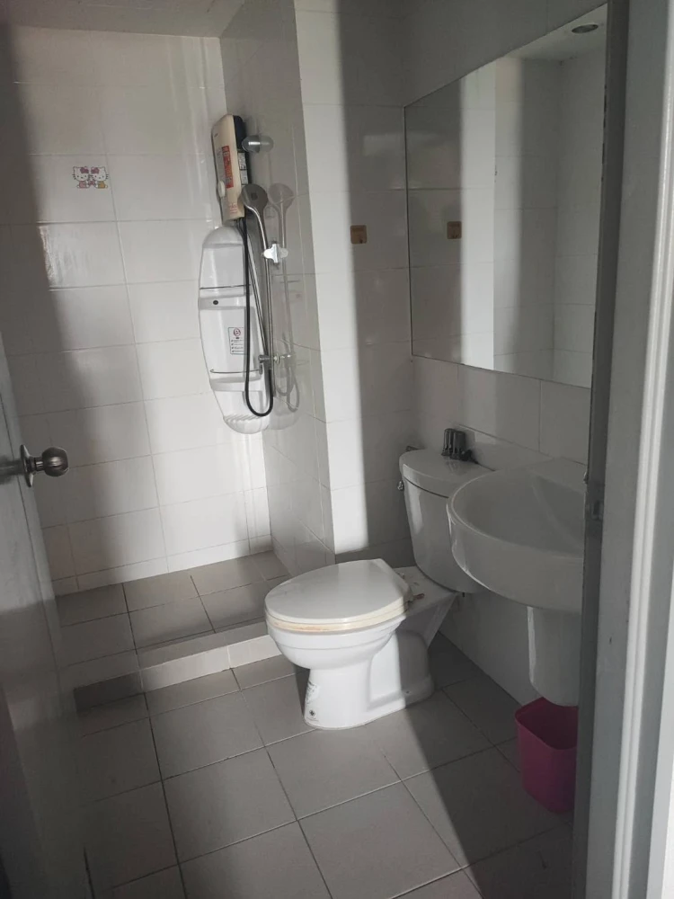 For sale or rent: Serrano Condominium. Spacious and comfortable units with ample living space at attractive prices. Book now before you miss this oppo