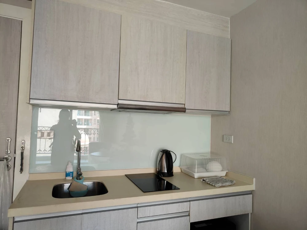 For sale, for rent Seven Seas Condo Resort Jomtien, decorated in a theme, comes with complete furniture, reserve now.