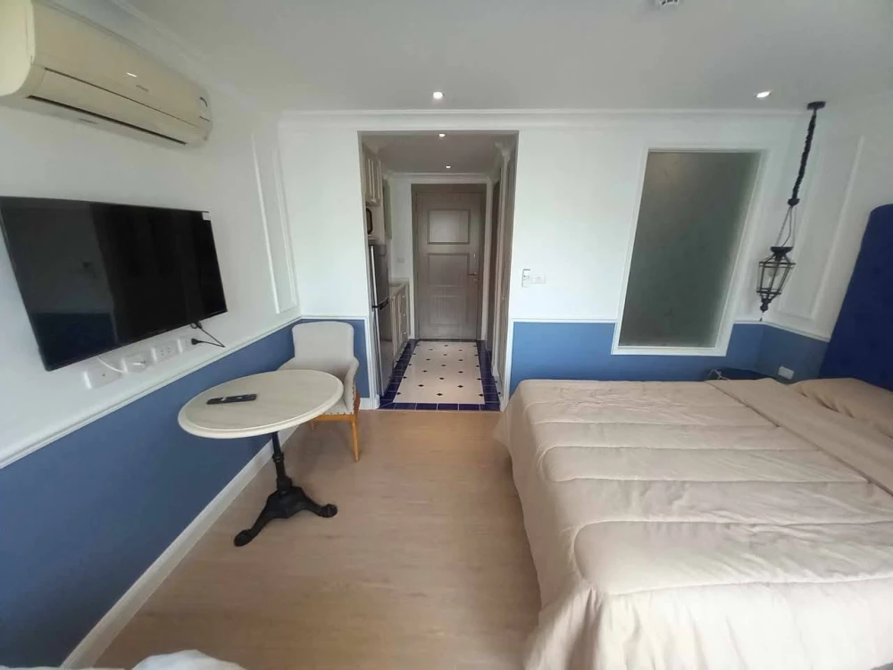 For sale or rent: Seven Seas Cote d'Azur studio apartment. Fully furnished, move-in ready.