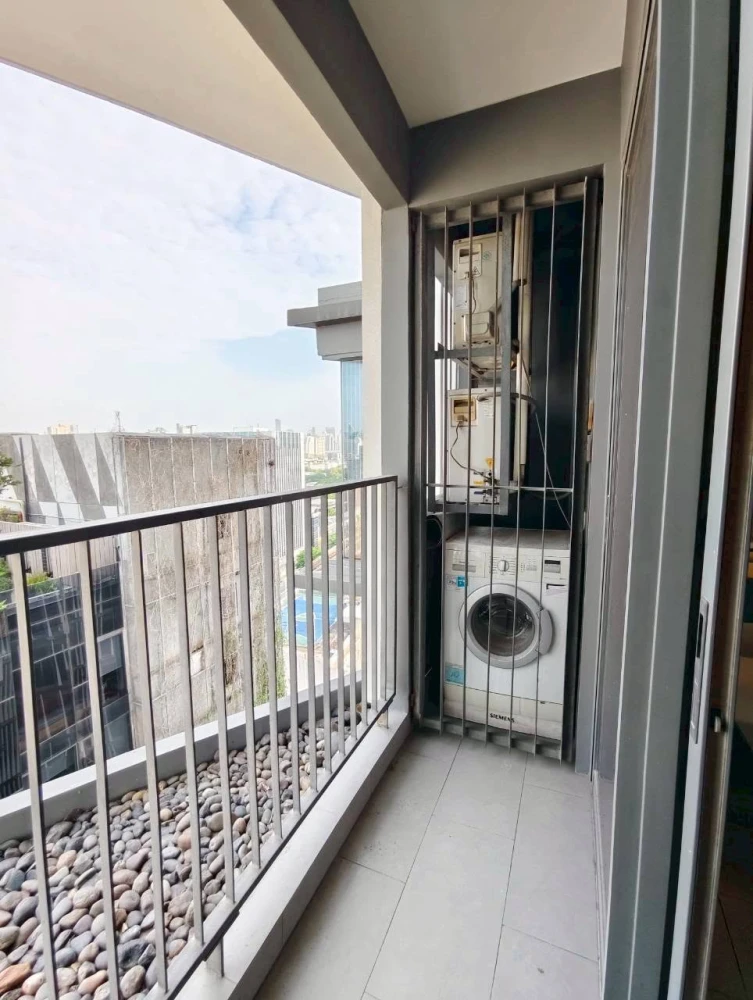 For sale or rent: Siamese Ratchakru, 1 bedroom, 1 bathroom, fully furnished, with unobstructed and airy views. Book now!