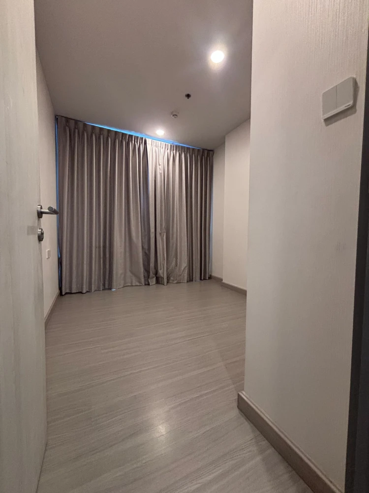 For sale or rent: Supalai Lite Thaphra - Wongwian Yai, 2 bedrooms, spacious living area, great location, convenient transportation. Book now!