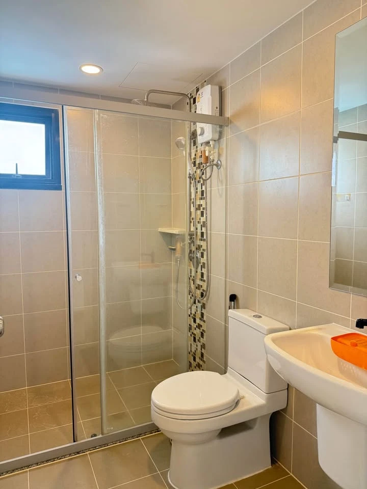 For sale, for rent Supalai Loft Yaek Fai Chai Station, spacious room, lots of usable space, those who like to decorate rooms should not miss it, good