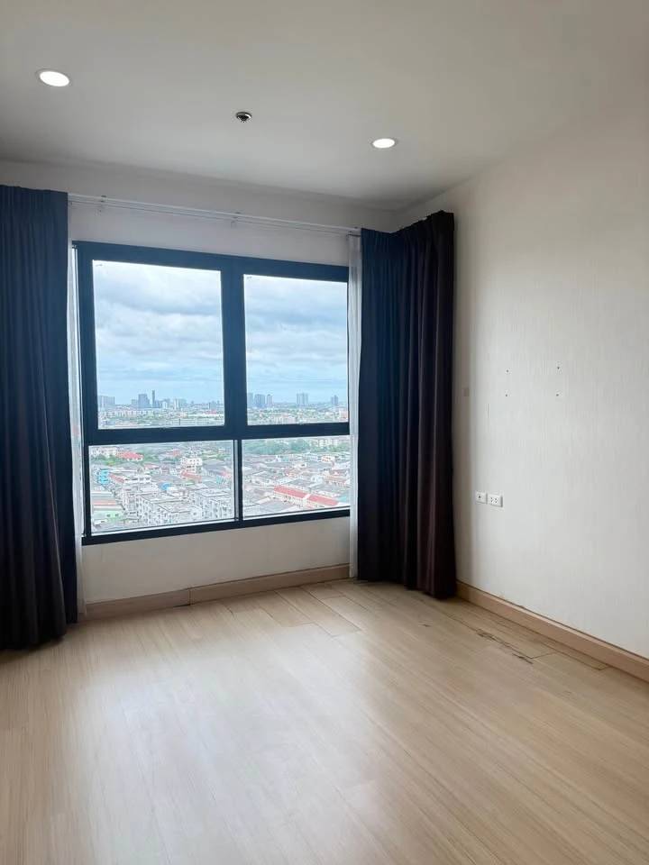For sale, for rent Supalai Loft Yaek Fai Chai Station, spacious room, lots of usable space, those who like to decorate rooms should not miss it, good