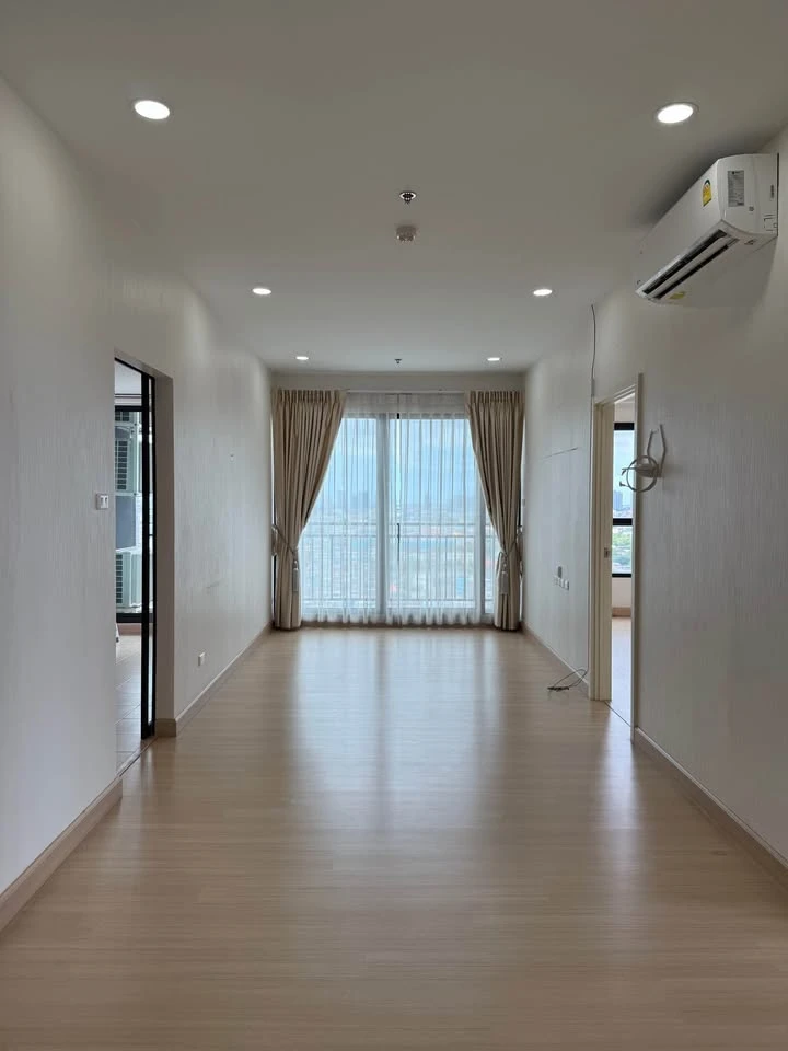 For sale, for rent Supalai Loft Yaek Fai Chai Station, spacious room, lots of usable space, those who like to decorate rooms should not miss it, good