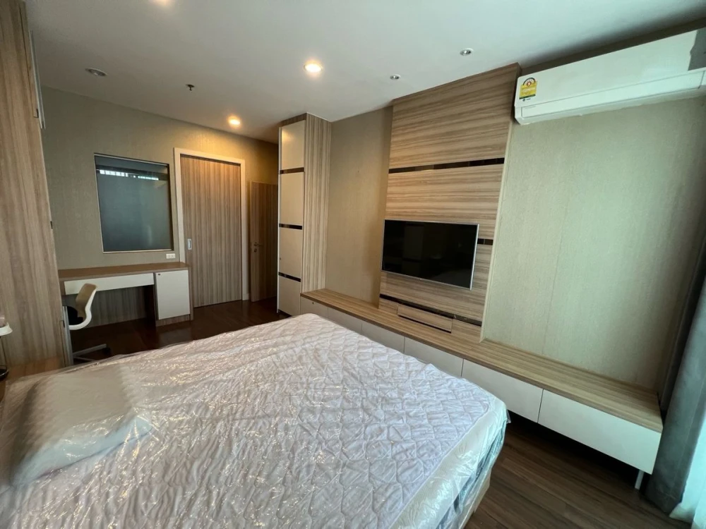For sale or rent: Supalai Premier Ratchathewi, high floor, great view, fully furnished. Book now! Don't miss out!