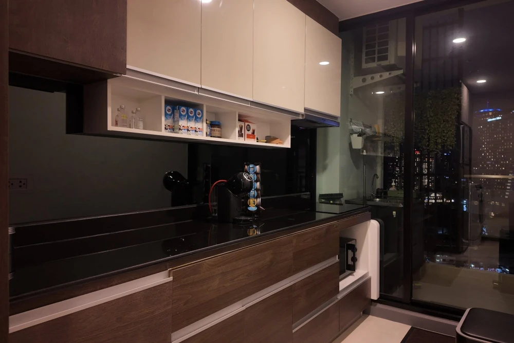 For sale, for rent, Supalai Premier Charoen Nakhon, corner room, quiet, private, not near the elevator, not near the garbage, beautifully decorated,