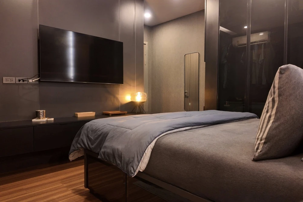 For sale, for rent, Supalai Premier Charoen Nakhon, corner room, quiet, private, not near the elevator, not near the garbage, beautifully decorated,