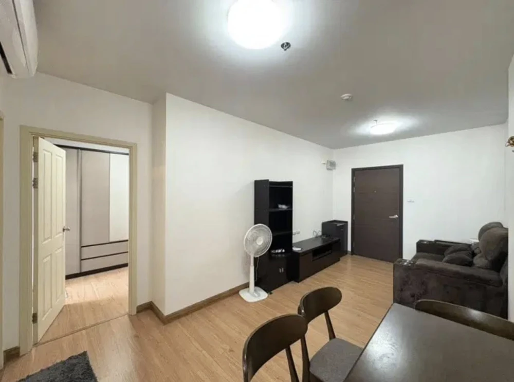 For sale or rent: Supalai Veranda Rattanathibet. Nice unit, great location, and complete amenities. Don't miss out!