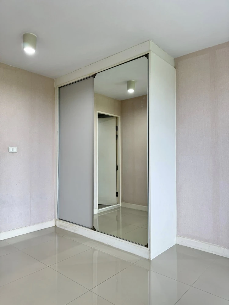 For sale or rent: Swift Condo, spacious and comfortable room, 2 bedrooms, appliances and furniture included. First come, first served.