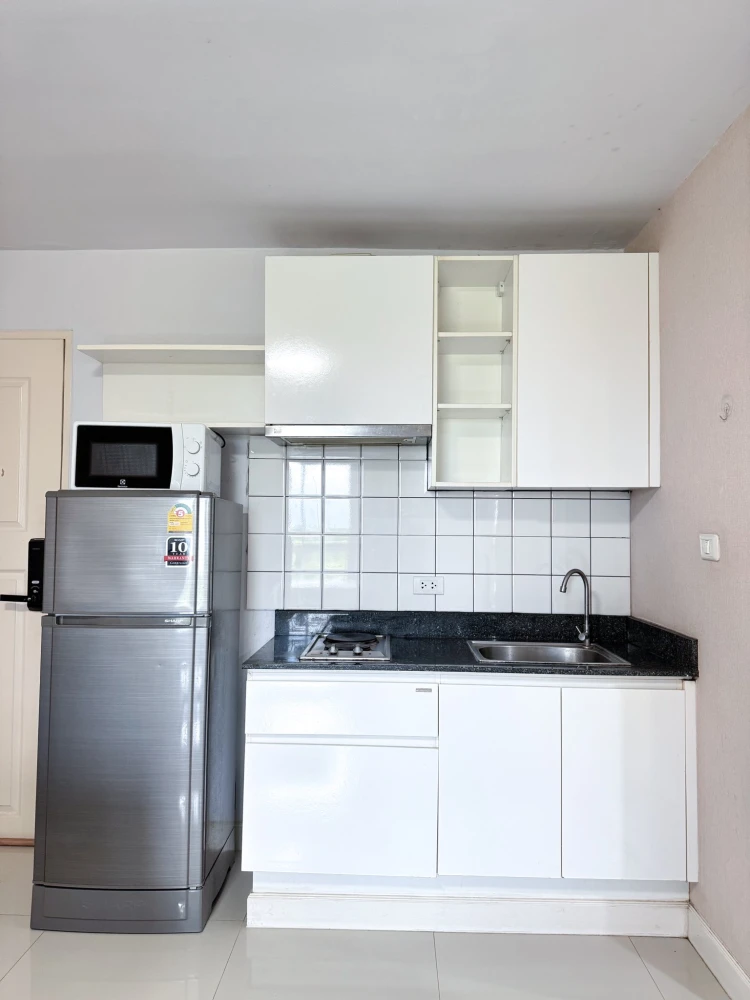 For sale or rent: Swift Condo, spacious and comfortable room, 2 bedrooms, appliances and furniture included. First come, first served.