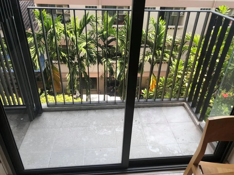 For sale or rent: T-one Phahon Yothin 32, swimming pool side, fully furnished, don't miss out!