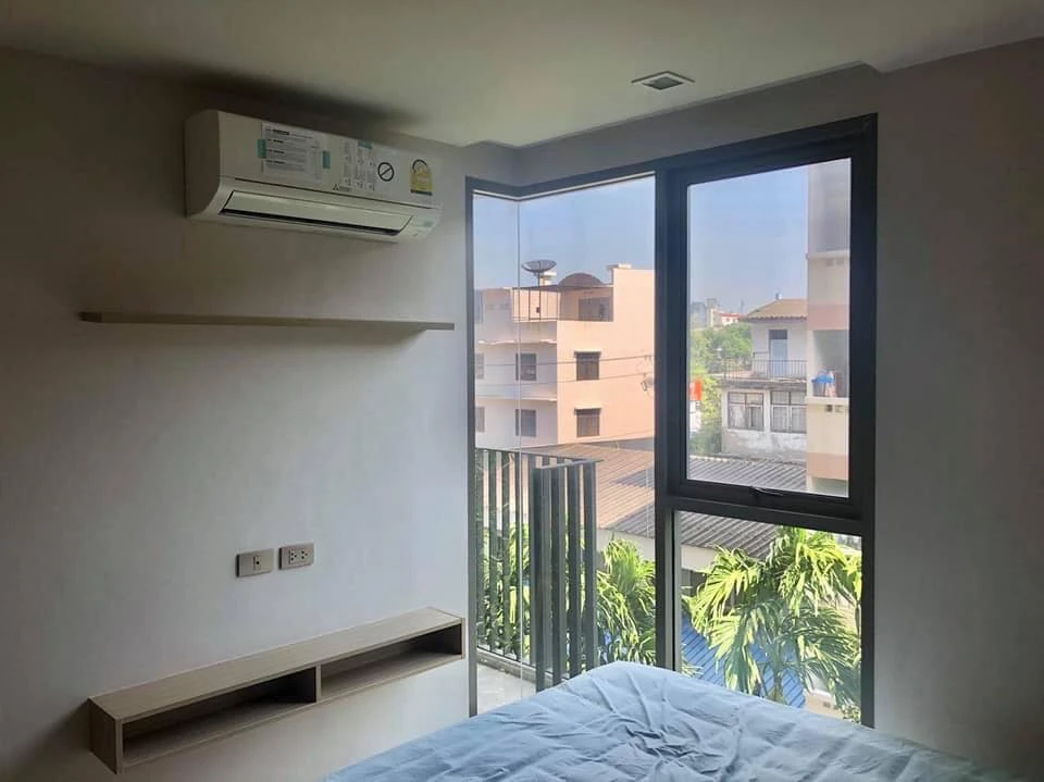 For sale or rent: T-one Phahon Yothin 32, swimming pool side, fully furnished, don't miss out!