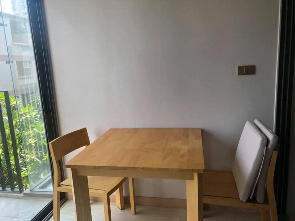 For sale or rent: T-one Phahon Yothin 32, swimming pool side, fully furnished, don't miss out!