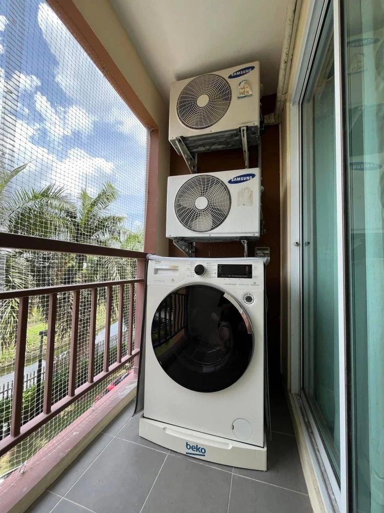 For sale or rent: T-Plus Condominium Ammatanakorn. Fully furnished and ready to move in. Book now!