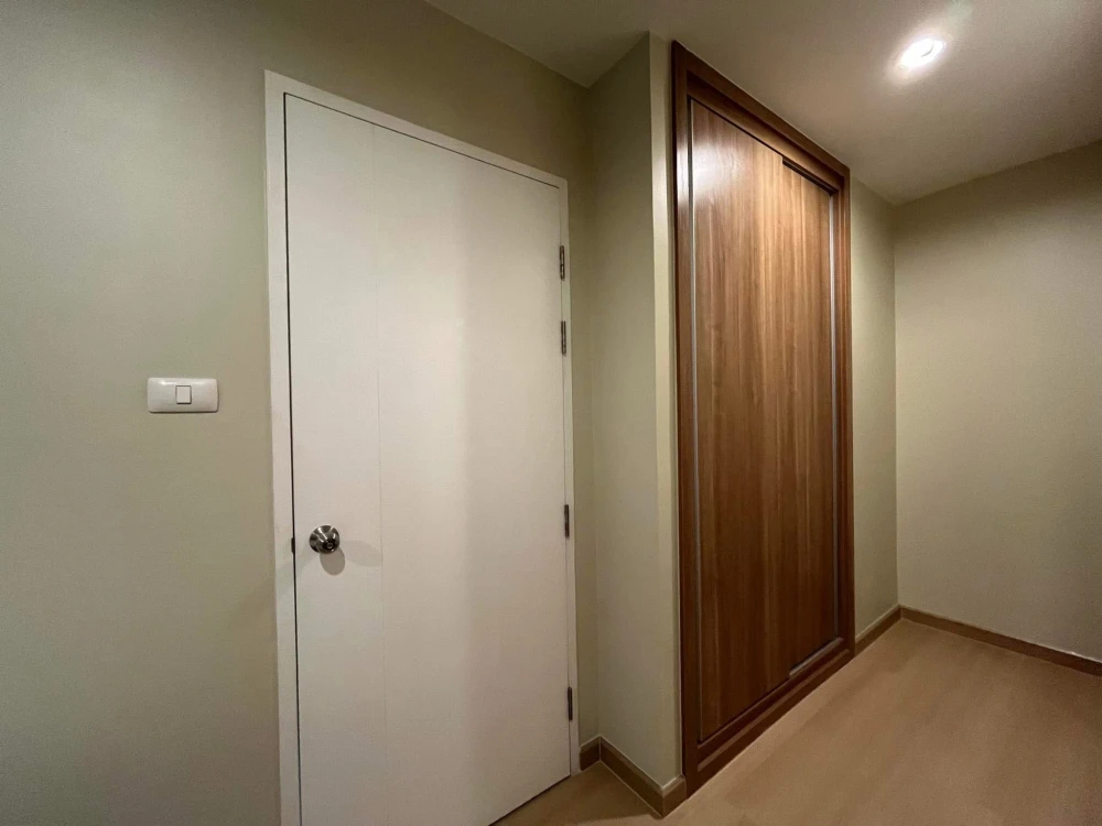 For sale or rent: T-Plus Condominium Ammatanakorn. Fully furnished and ready to move in. Book now!