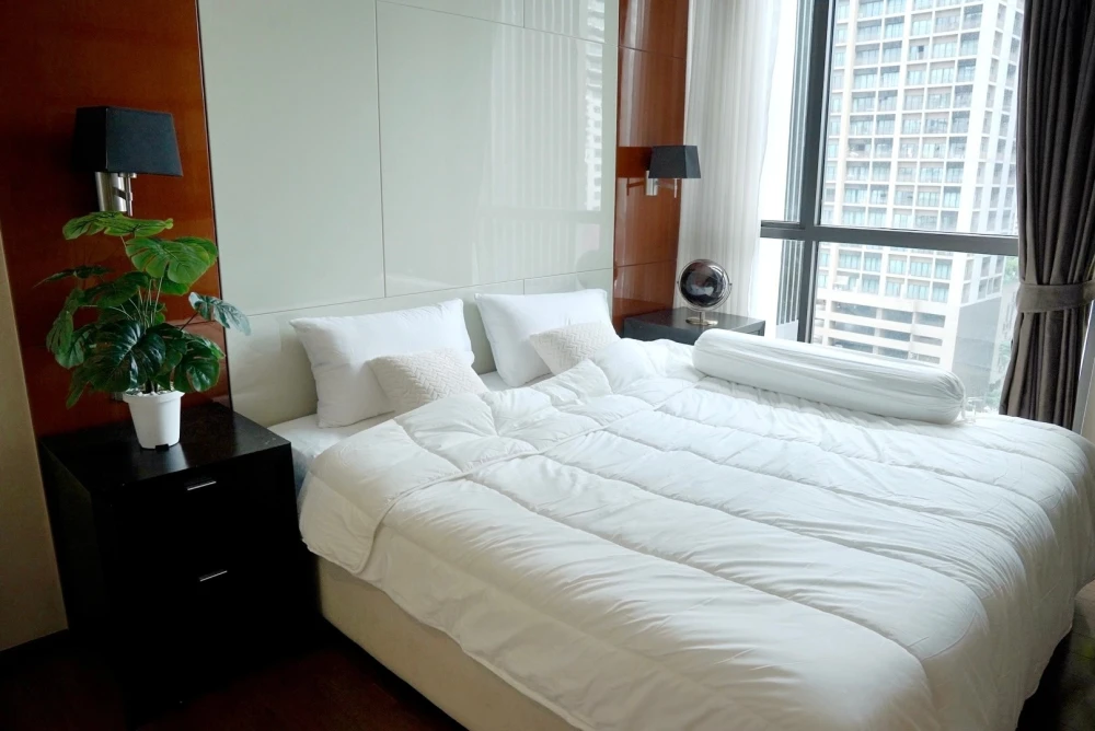For sale or rent: The Address Sukhumvit 28, spacious room, comfortable living, comes with complete decorations, reserve now.
