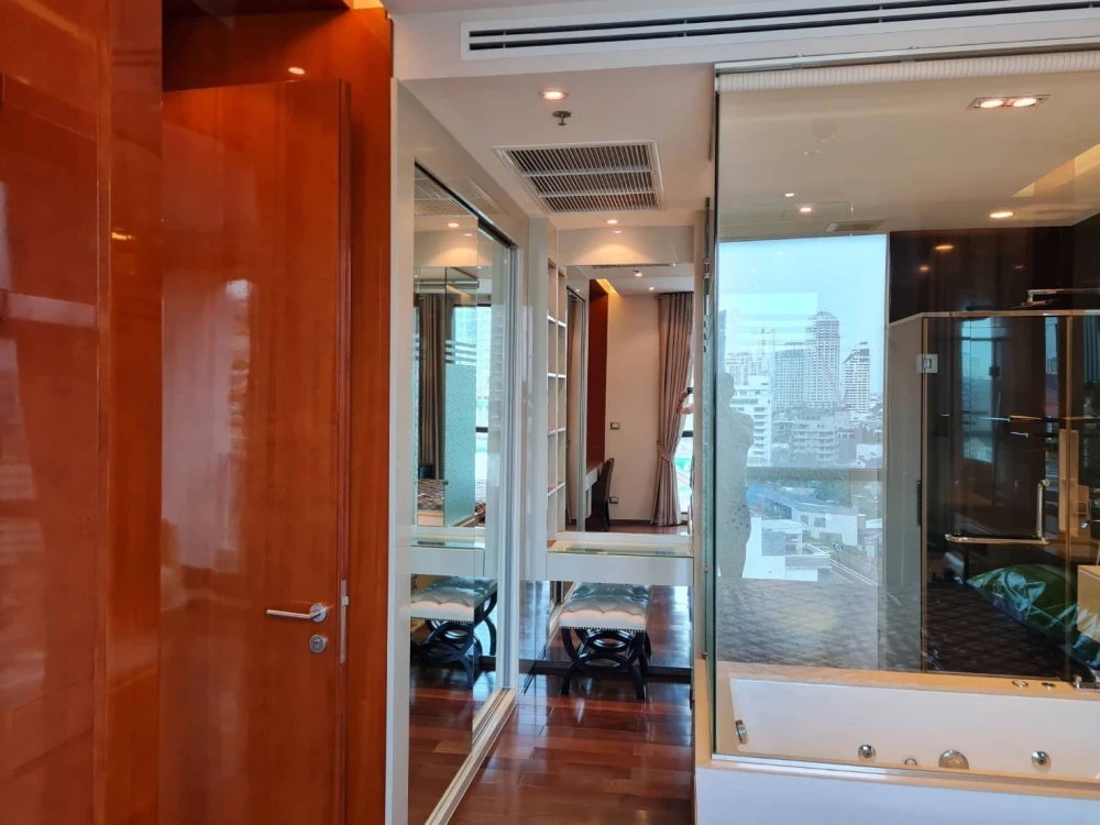 For sale or rent: The Address Sukhumvit 28, beautifully decorated unit on the 14th floor with great views. Fully furnished with appliances. Move in so