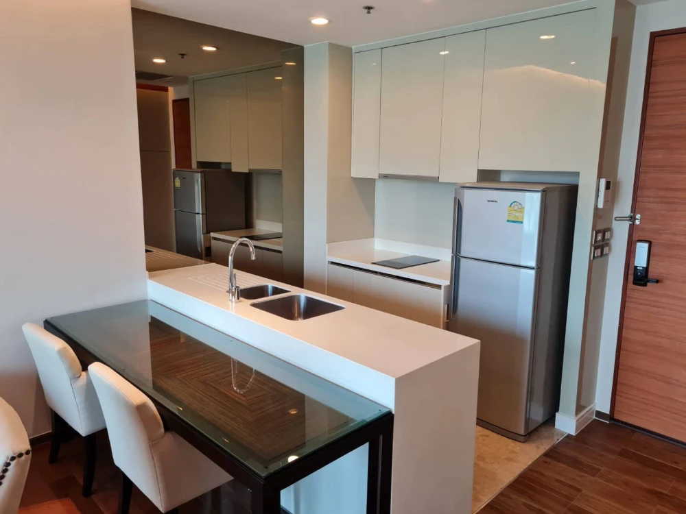 For sale or rent: The Address Sukhumvit 28, beautifully decorated unit on the 14th floor with great views. Fully furnished with appliances. Move in so