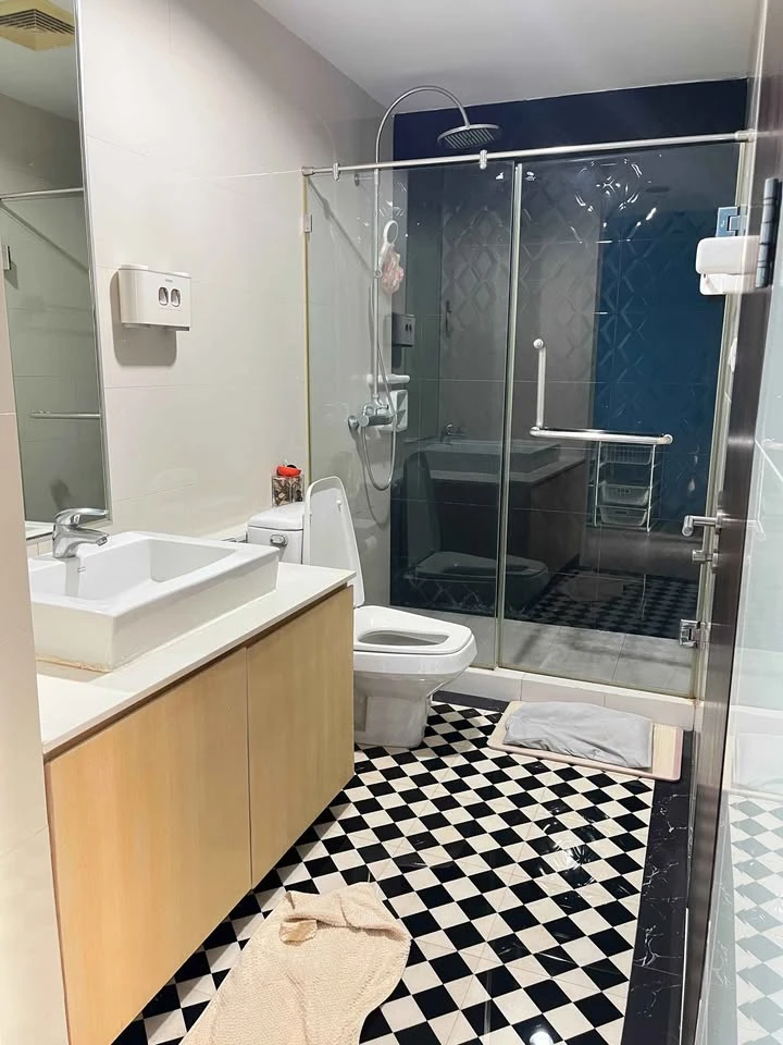 For sale, for rent, the alcove thonglor 10, corner room with privacy, 15th floor, high view, hurry and reserve now.