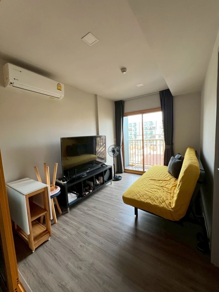 For sale or rent: The Base Sukhumvit 50, ready to move in, fully furnished, you definitely can't miss it.