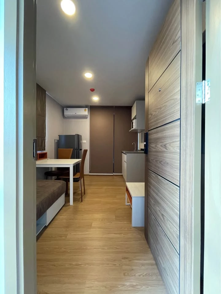 For sale or rent: The Cube Loft Srinakarin-Theparak. Ready-to-move-in units with complete amenities. Great price. Book now!