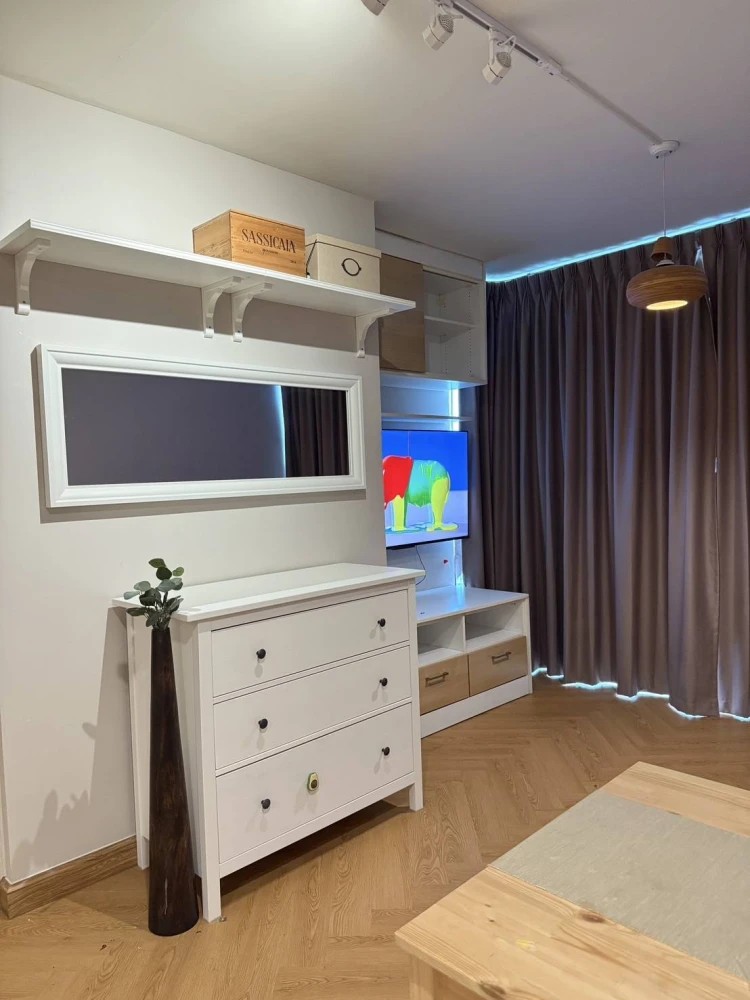 For sale or rent: The Iris Condo Rama 9 - Srinakarin, ready to move in, fully furnished and equipped with appliances. You'll regret it if you don't re