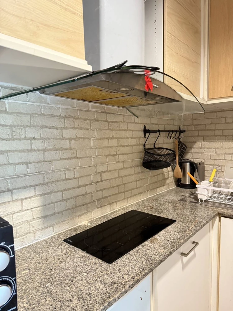 For sale or rent: The Iris Condo Rama 9 - Srinakarin, ready to move in, fully furnished and equipped with appliances. You'll regret it if you don't re