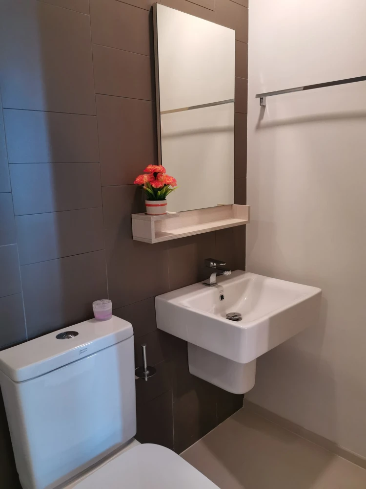 For sale, for rent, The Key Wutthakat, 5th floor, fully furnished room, ready to move in, reserve now, hurry!
