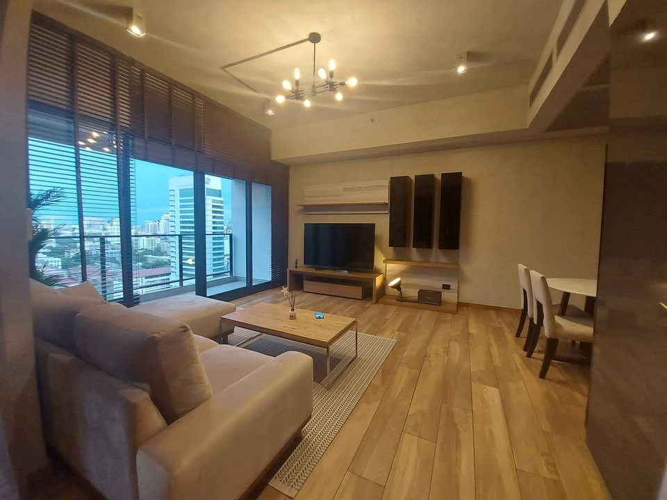 ขาย ให้เช่า The Lofts Asoke ห้องสวยมาก ภายในกว้างสุดๆ พื้นที่ใช้สอยจัดเต็ม ทำเลทองสุดๆ รีบมาเป็นเจ้าของเลย