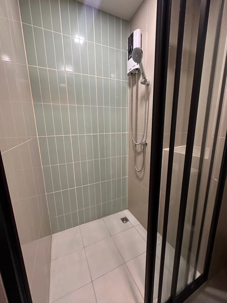 For sale, for rent, The Muve Bangkhae, 1 bedroom, 1 bathroom, fully furnished, just bring your bags and move in.