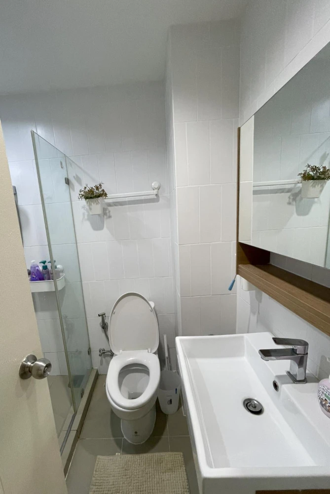 For sale or rent: The Nest Sukhumvit 22, Fully Furnished with appliances, just bring your own and move in.