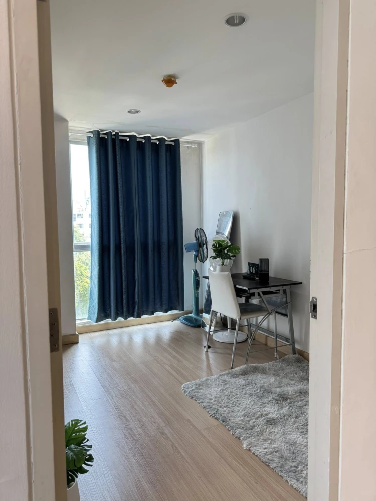 For sale or rent: The Niche ID Ladprao 130. Large 2-bedroom, 2-bathroom unit with full functionality. Don't miss out!