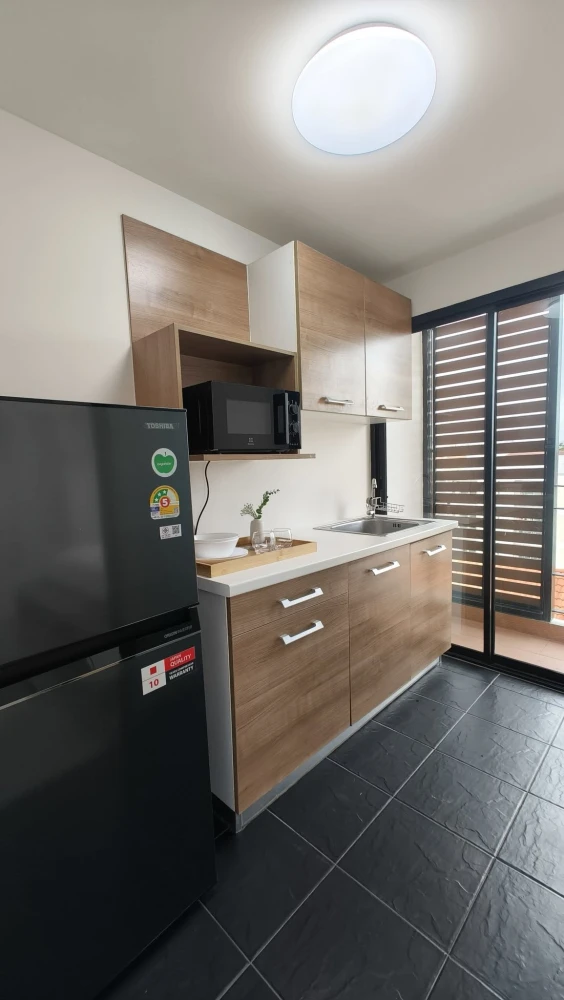 For sale or rent: The North Park Condominium, 6th floor. Good ventilation, unobstructed view, bright and airy. Fully furnished with appliances. Book n