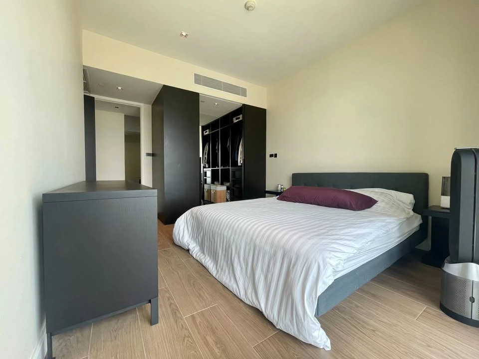 For rent or sale, The Pano, 29th floor, panoramic view, very beautiful. The room is very spacious, fully furnished, you can't reserve it anymore.