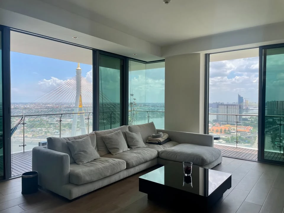 For rent or sale, The Pano, 29th floor, panoramic view, very beautiful. The room is very spacious, fully furnished, you can't reserve it anymore.