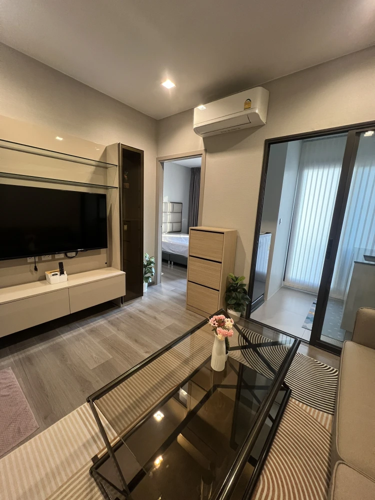 For sale, for rent, The Politan Aqua, 45th floor, corner room, river view, fully furnished, ready to move in, reserve now, urgently.