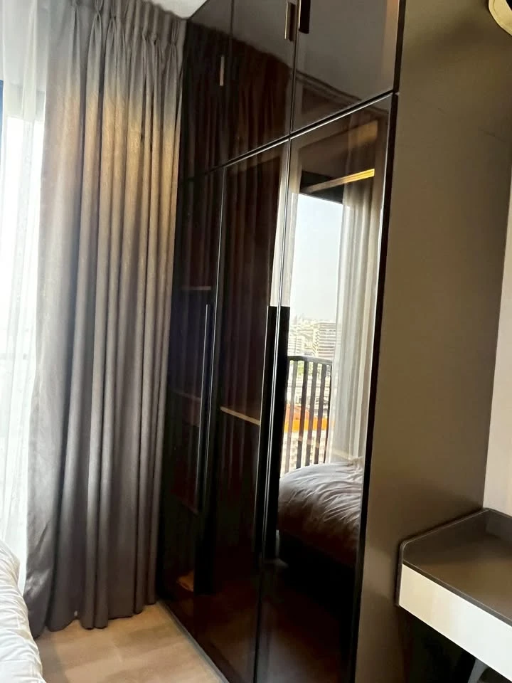For sale or rent: The Politan Rive, corner room! Full Chao Phraya River view, no buildings blocking it, high floor, cool weather all year round.