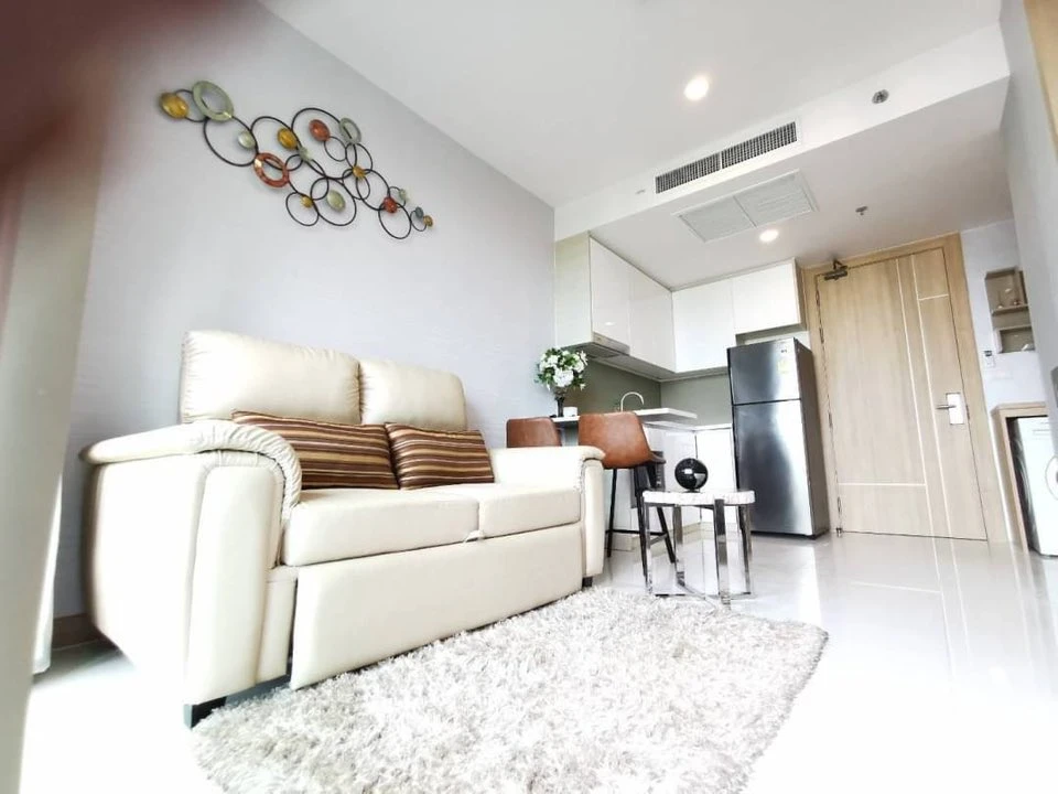 For sale or rent: The Riviera Wong Amat Beach, 1 bedroom, 1 bathroom, fully furnished, ready to move in.
