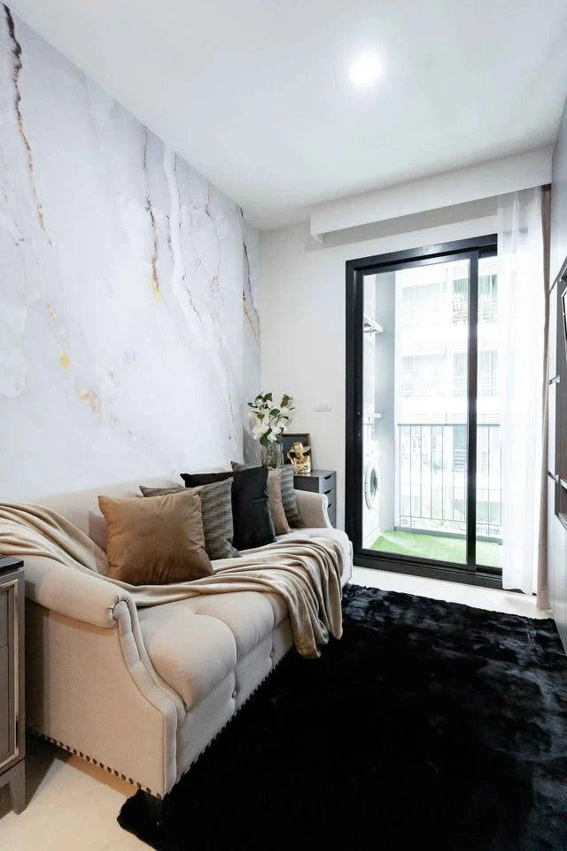 For sale, for rent, The Vertical Aree, luxury decorated room with separate closed kitchen. Anyone looking for Location + Lifestyle + Potential Yield —