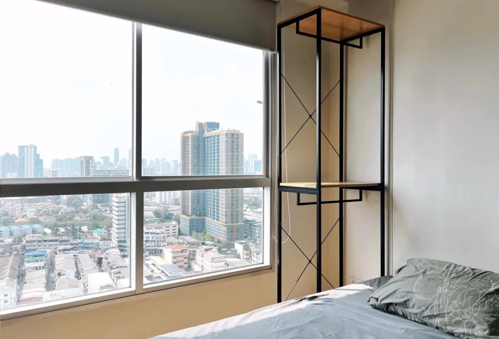 For sale or rent: U DELIGHT RESIDENCE Pattanakran Thonglor. Comfortable room, good location, convenient transportation, fully furnished. Reserve now!