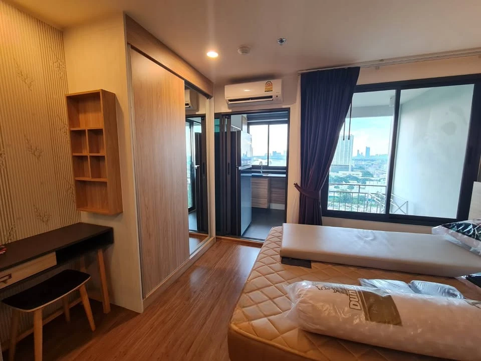 For sale, for rent, U Delight Residence Riverfront Rama 3, 17th floor, size 34 sq m., river view on Rama 9 Bridge side, cool breeze, ready to reserve