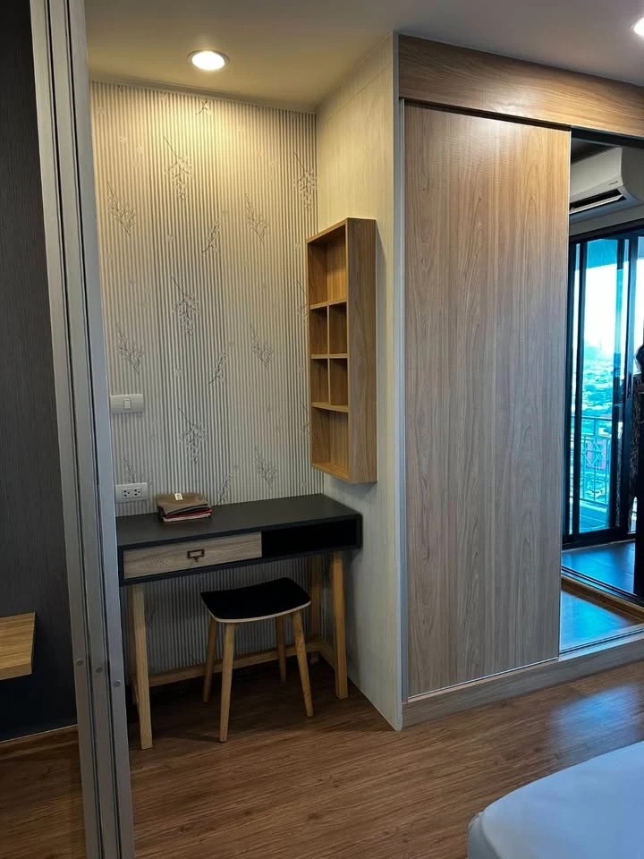 For sale, for rent, U Delight Residence Riverfront Rama 3, 17th floor, size 34 sq m., river view on Rama 9 Bridge side, cool breeze, ready to reserve