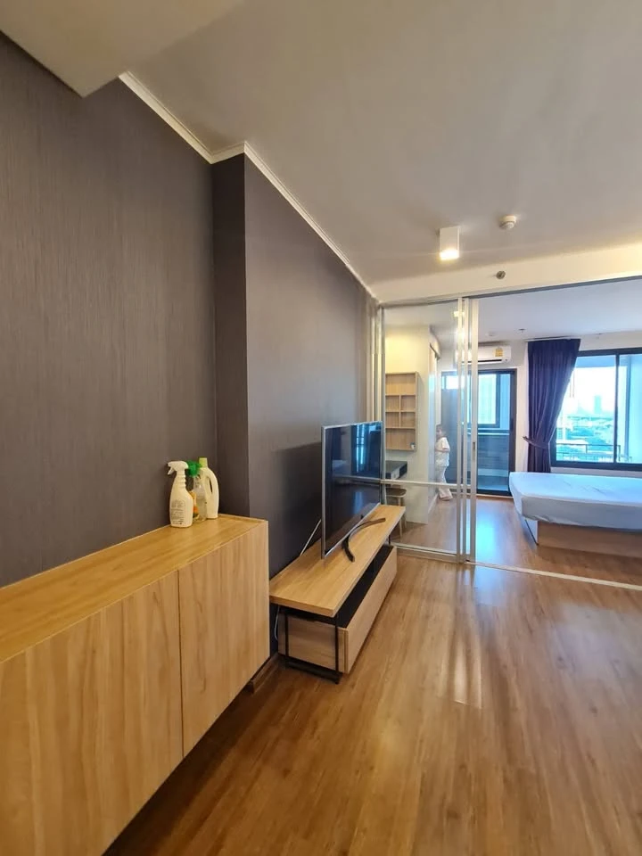 For sale, for rent, U Delight Residence Riverfront Rama 3, 17th floor, size 34 sq m., river view on Rama 9 Bridge side, cool breeze, ready to reserve